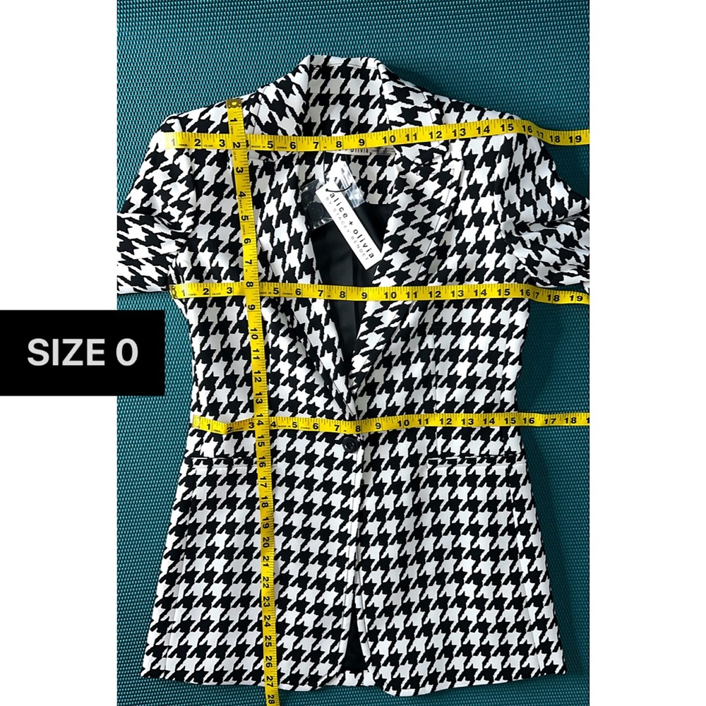 Alice + Olivia Breann Houndstooth Black White Fitted Blazer Jacket - Picture 10 of 17